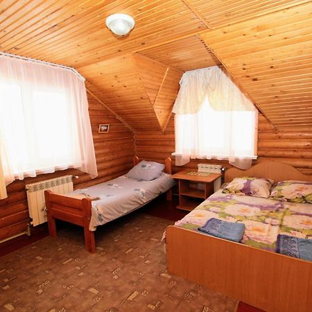Мала Одеса Hotell Jablunytsja Exteriör bild