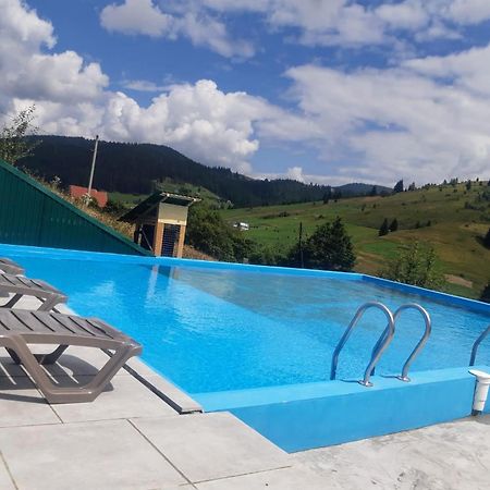 Мала Одеса Hotell Jablunytsja Exteriör bild