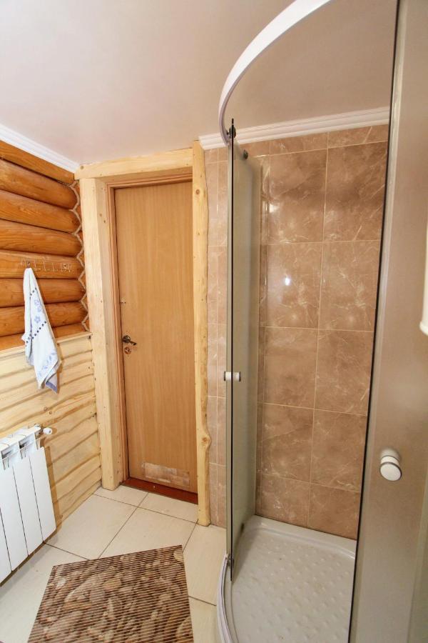 Мала Одеса Hotell Jablunytsja Exteriör bild